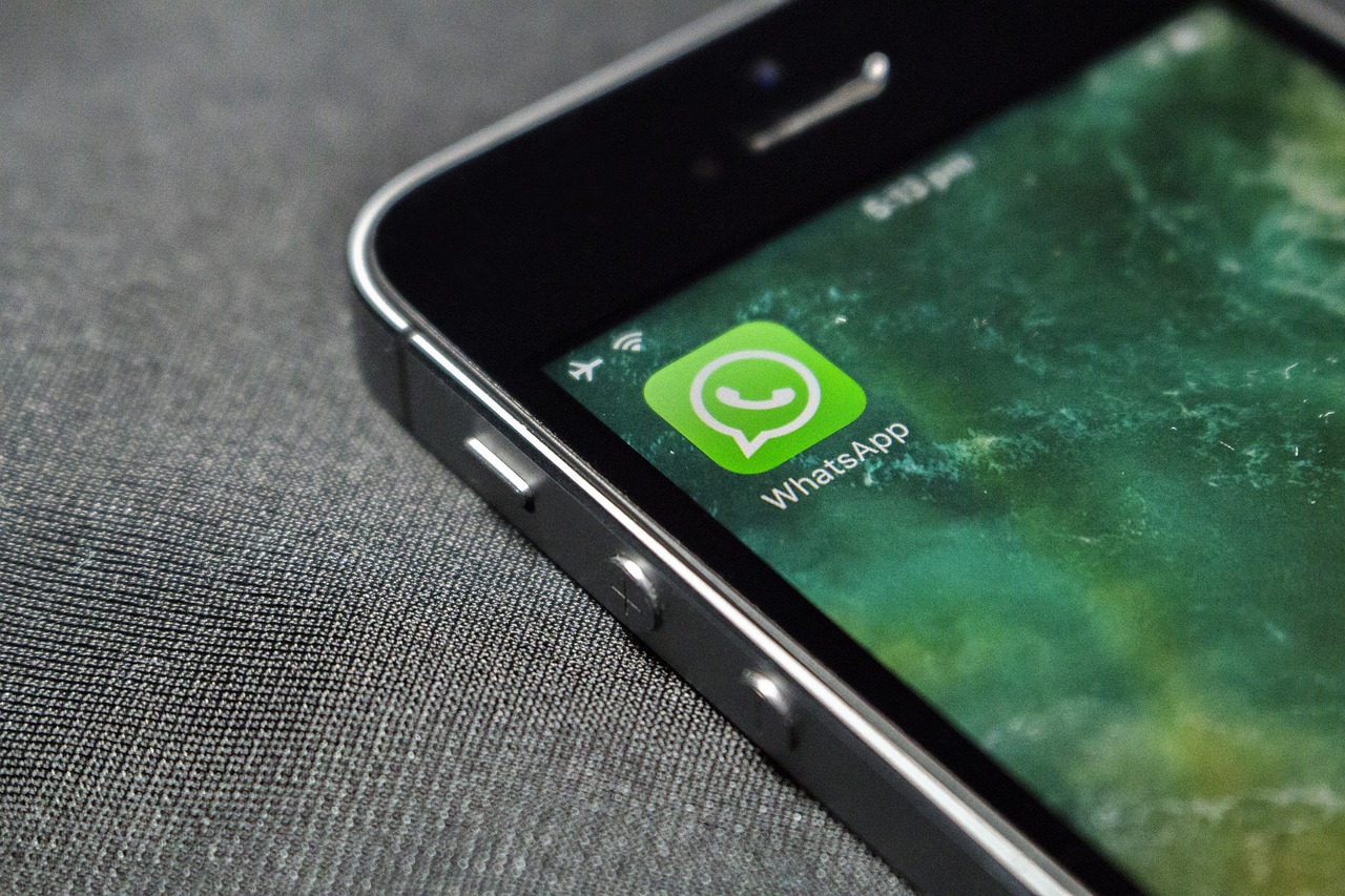 Нова кампания за измами се шири в приложението WhatsApp