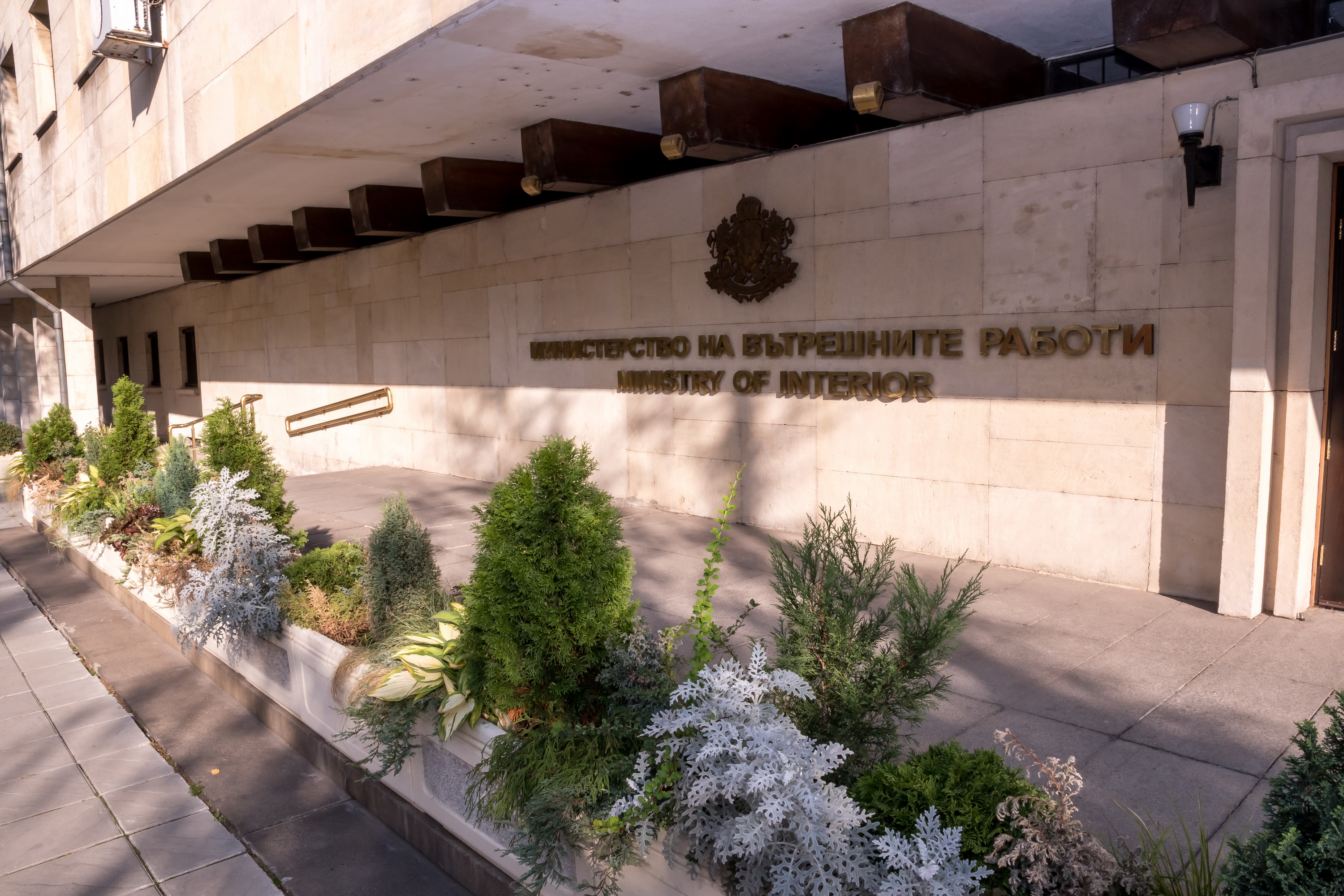 МВР ще се погрижи за настаняването на хората с изгорели домове в Боляровско