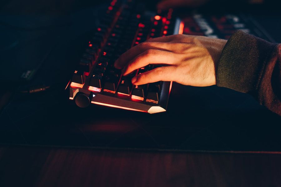 Кибератака спря работата на административните съдилища у нас