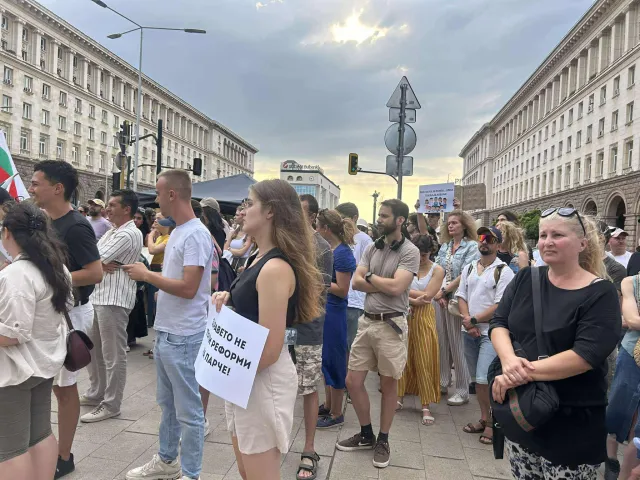Българската асоциация на помощник-фармацевтите солидарна с протестите на младите медици