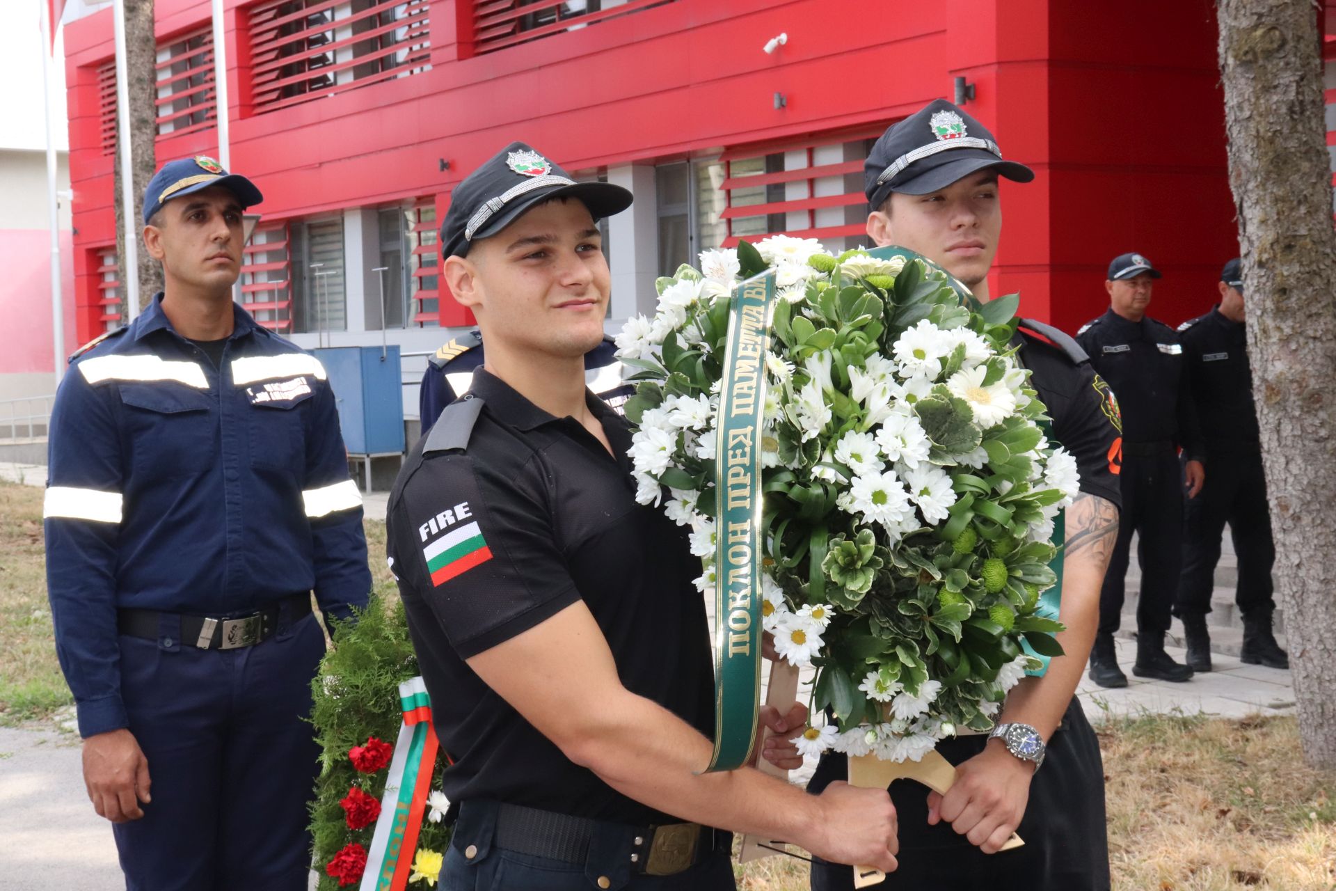 пожарна цветя